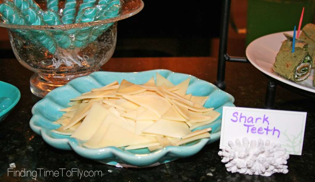 Mermaid Under the Sea birthday party...ideas, food, decor, great instructions and lots of pics.
