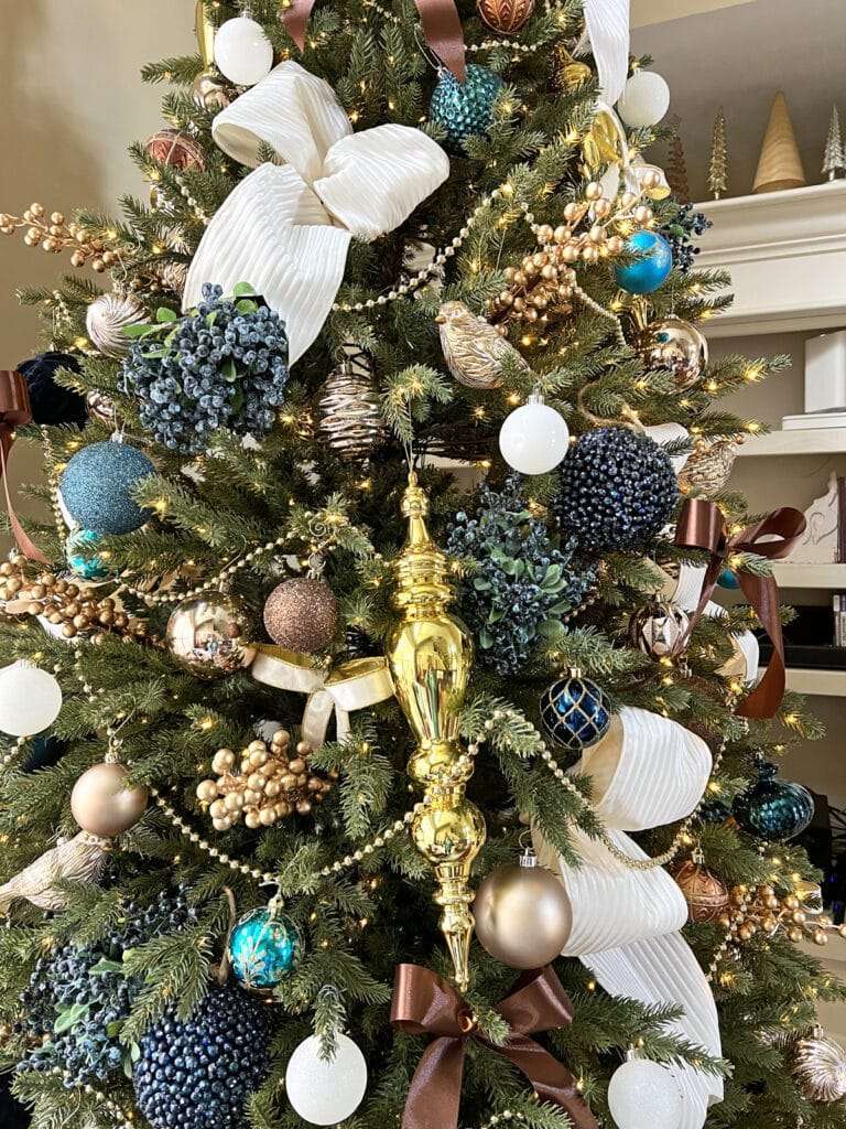 blue and bronze Christmas tree decor