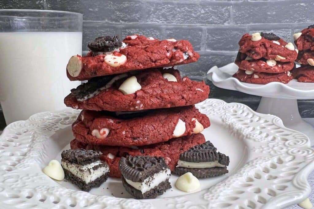 Closeup of a stack of Red Velvet Oreo Cookies