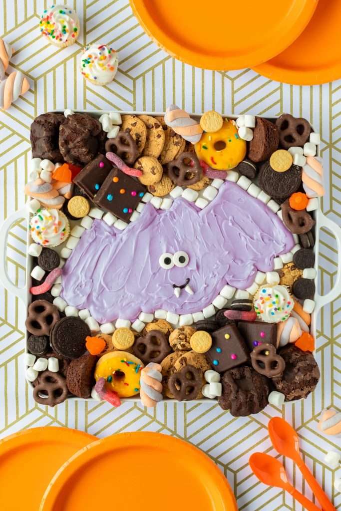 Bat Frosting Board by Arkansas Girls