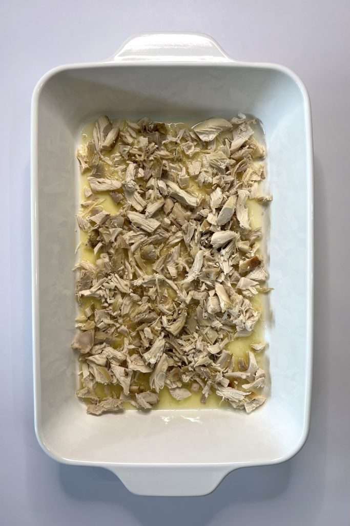 Spread bite-sized chicken in an even layer