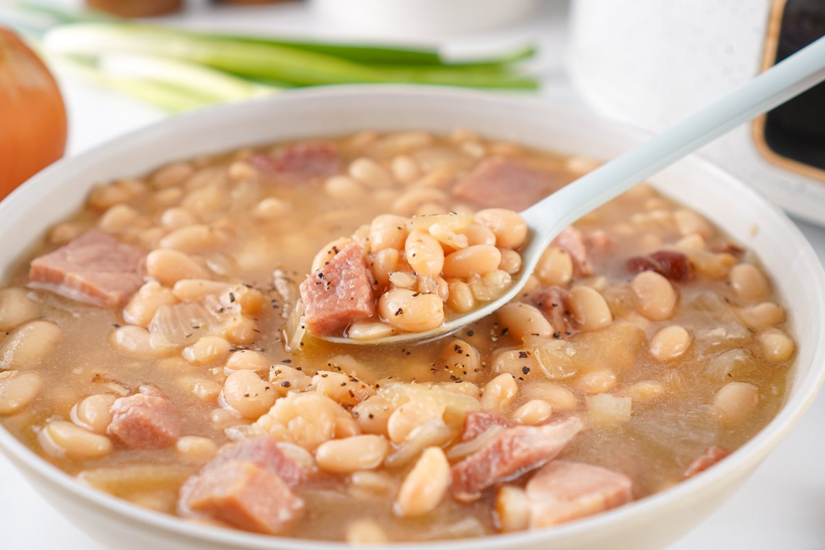 Slow Cooker Ham and Bean Soup