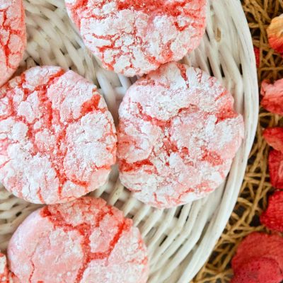 Strawberry Crinkle Cookies