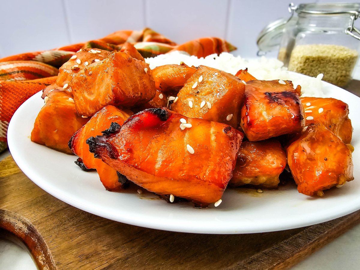 Air Fryer Salmon Bites