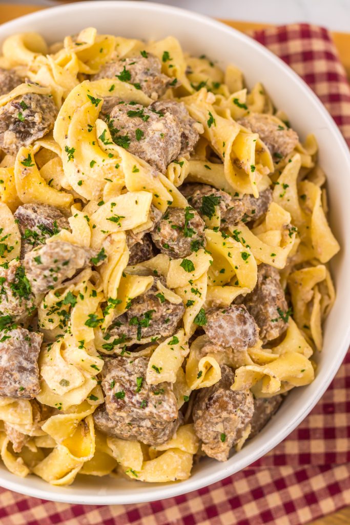 Slow Cooker Beef and Noodles